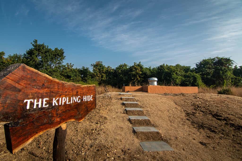 The sign for the Kipling Hide at Pench Tree Lodge