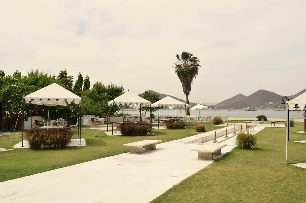 Raaj Bagh outdoor restaurant