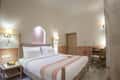 Upper Luxury, Dev Mahal