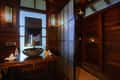 The bathroom of a treehouse at Pench Tree Lodge