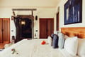 Blue Sea View Room, Kahani Paradise