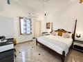 Deluxe King, Diwan House