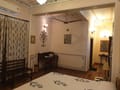 Double Room, Jas Vilas