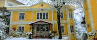 Kasmanda Palace
