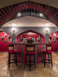 Mehrab, the bar
