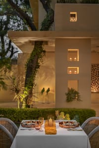 Candlelit dinner in the garden