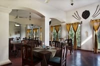 Dining room with arched openings