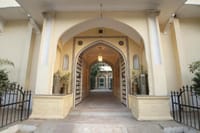 The arched entrance passage at Khatu Haveli, Jaipur