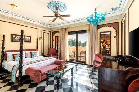 Kesar Bagh Premiere Room, Kesar Bagh Palace