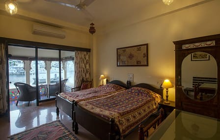 Lake View Deluxe Room, Lake Pichola Hotel