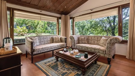 Shaw Deluxe Suite