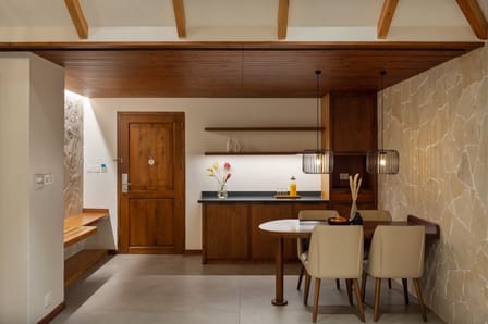 Tropical Suite Balcony