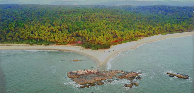 Thottada Beach, Kannur