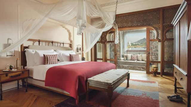 Sleep inside a 14th-century fort, half an hour from Ranthambhore.