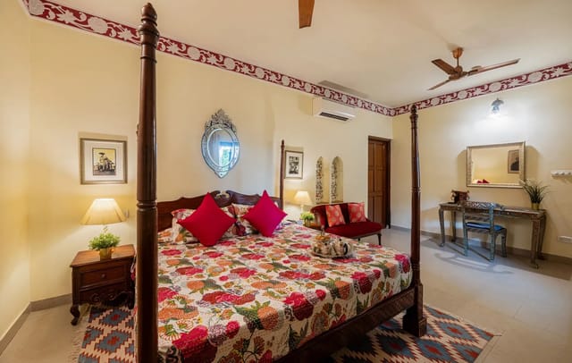 Super Deluxe Room