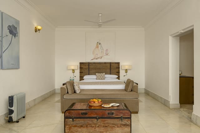 Plunge Pool Suite with Jacuzzi