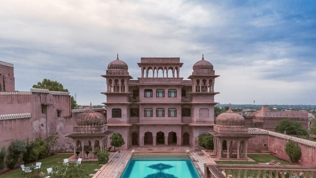 Castle Mandawa