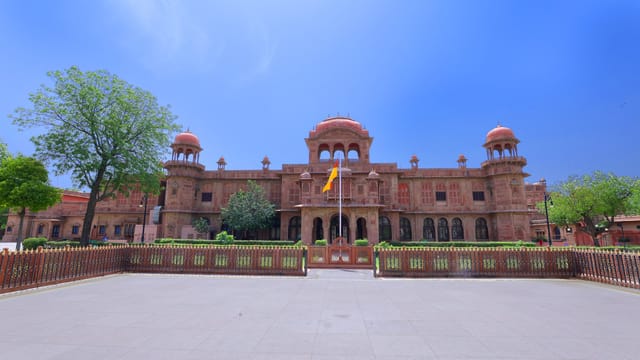 The Lallgarh Palace