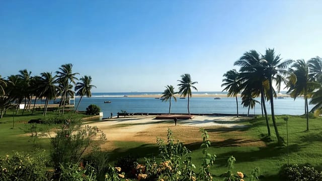 Boutique stays in Poovar