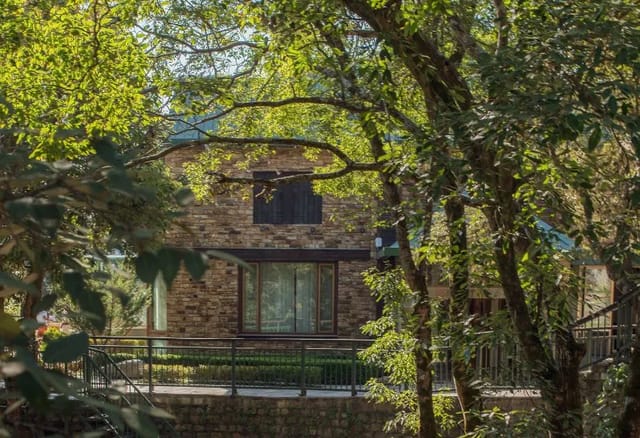 Boutique stays in Nainital