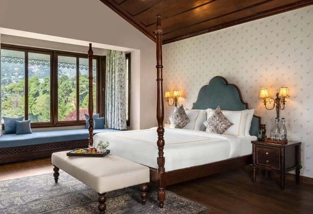 Premier Room