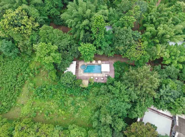 Grand Pool Villa