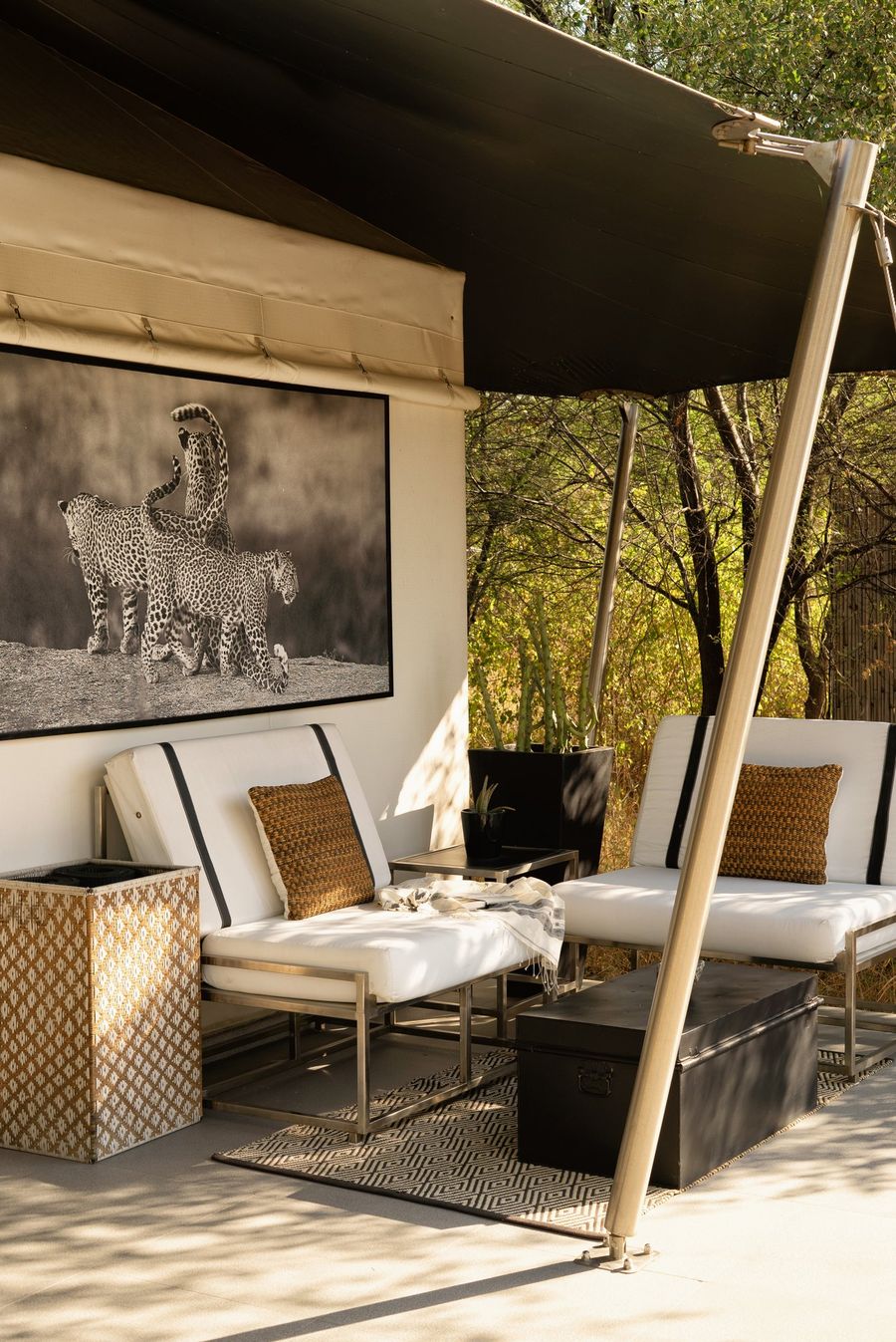 Tented Rock Suite, SUJÁN JAWAI