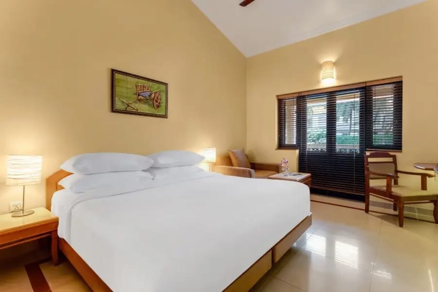 A deluxe room at Casa de Goa, Calangute