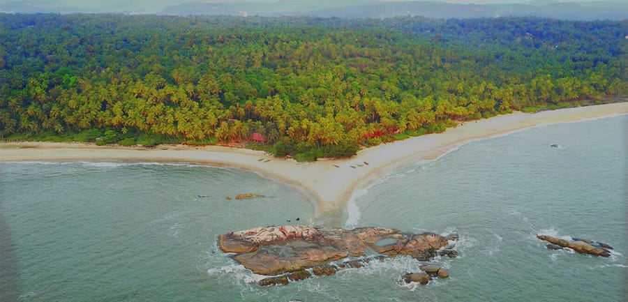 Chera Rocks, Thottada Beach, Kannur