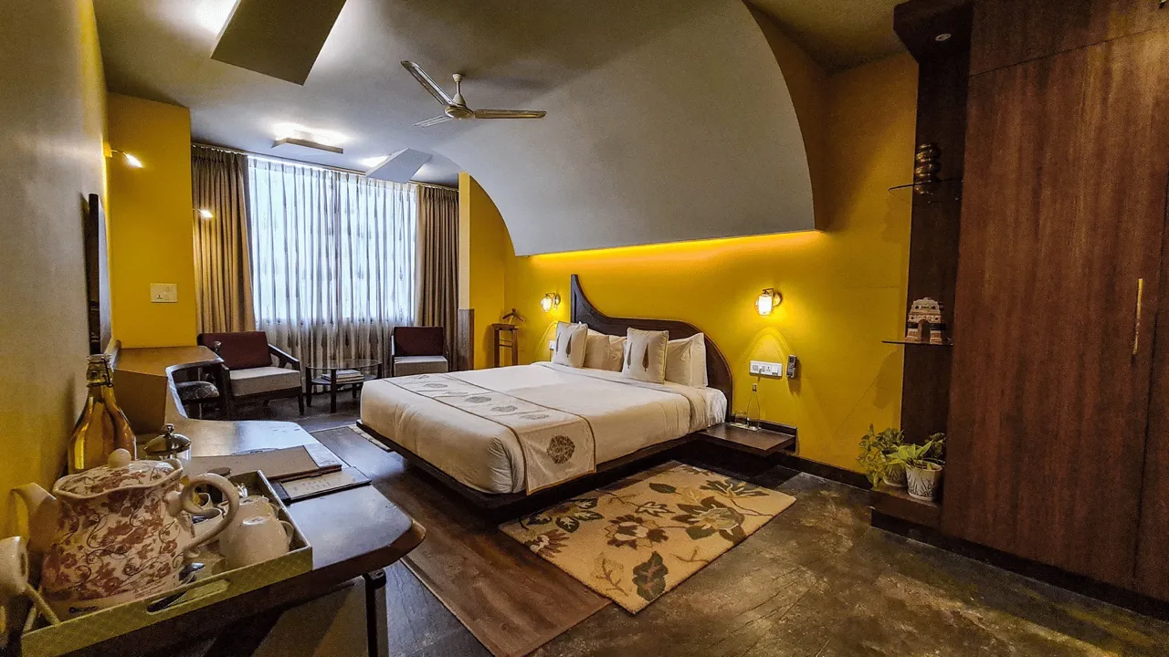 Grand King Room