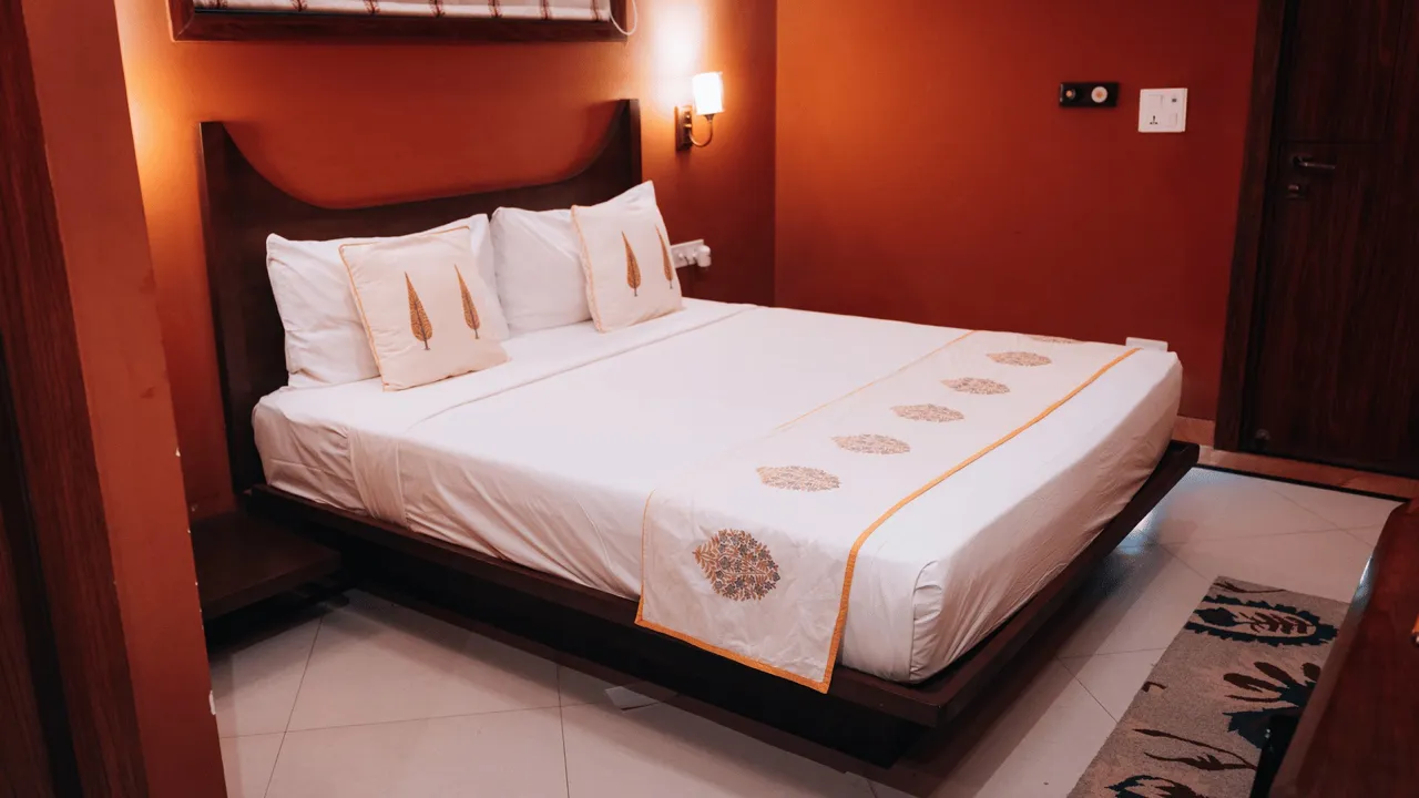 Queen Room